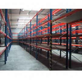 Recouvrement aggloméré pour rack a palettes