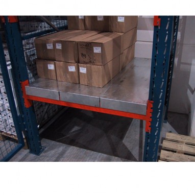 Recouvrement tôle galvanisée pour rack à palette